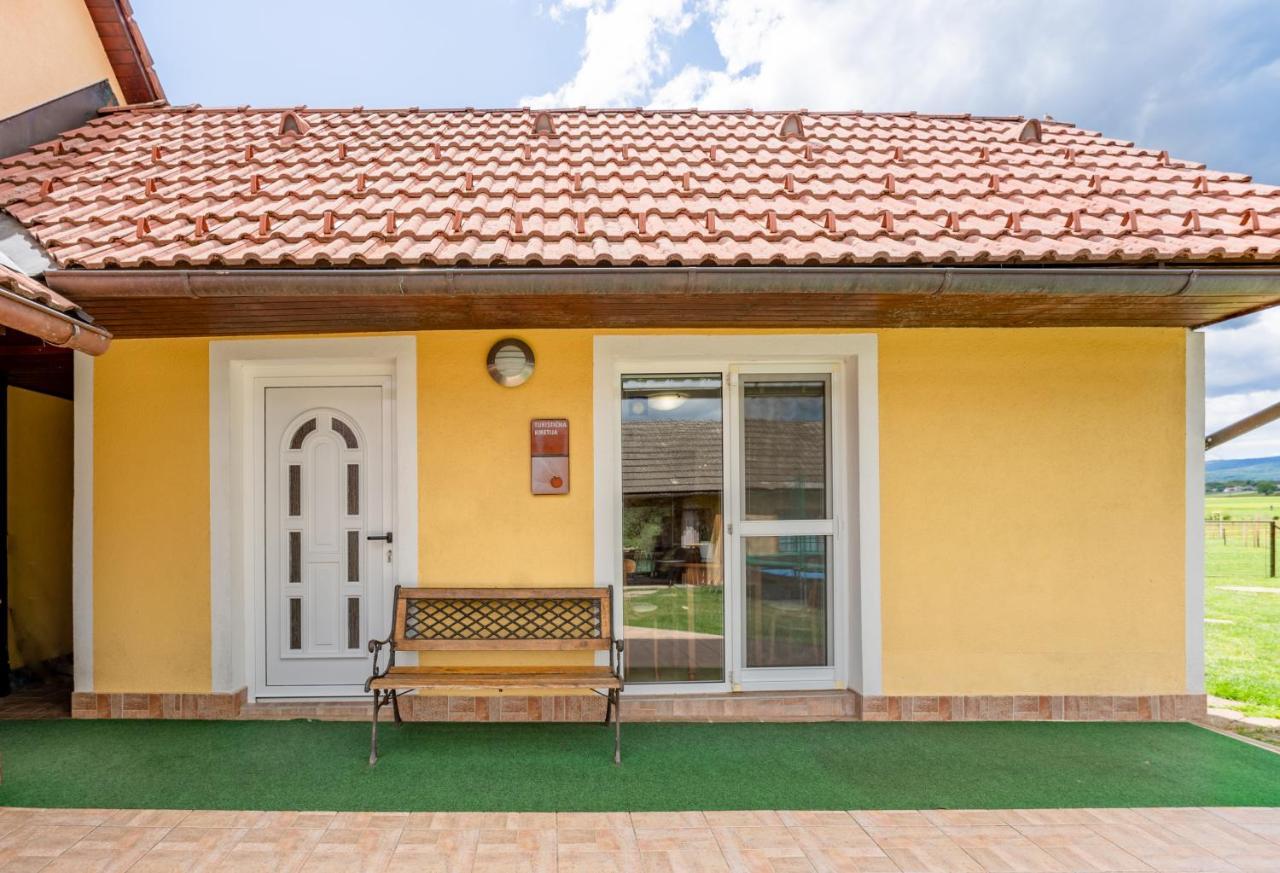 Fortun Estate - Apartmaji Ob Reki Kolpi Metlika Kültér fotó
